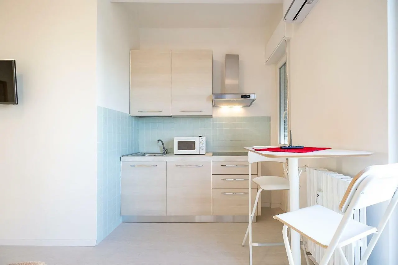 Alessia'S Flat- Milano M3 Corvetto Lejlighed 0*,  Italien