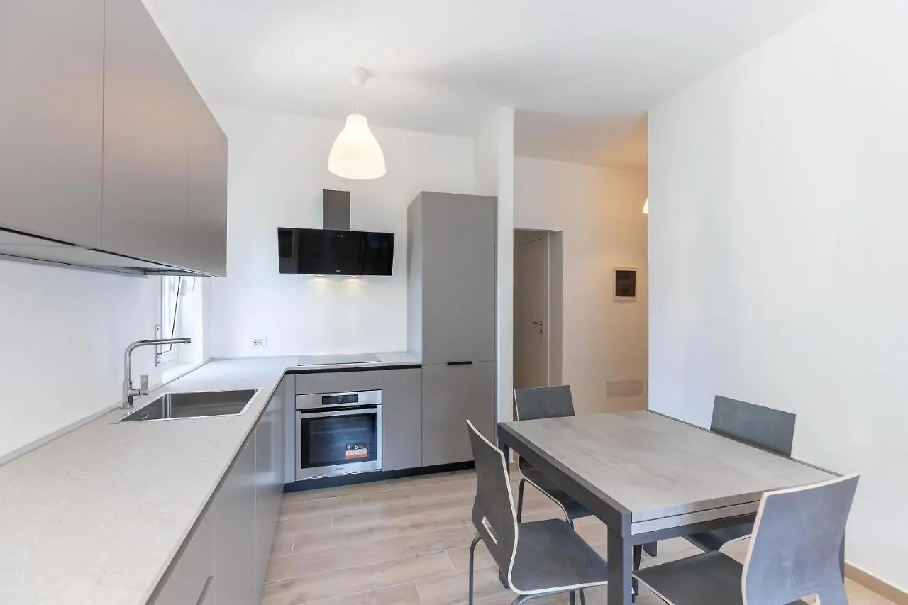 Alessia'S Flat- Milano M3 Corvetto Apartment