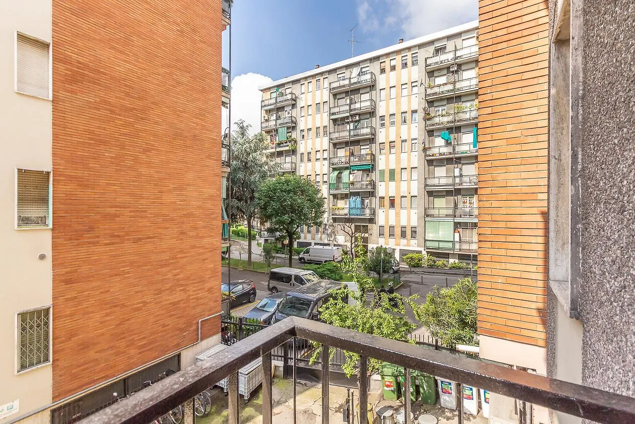 Alessia'S Flat- Milano M3 Corvetto Apartment